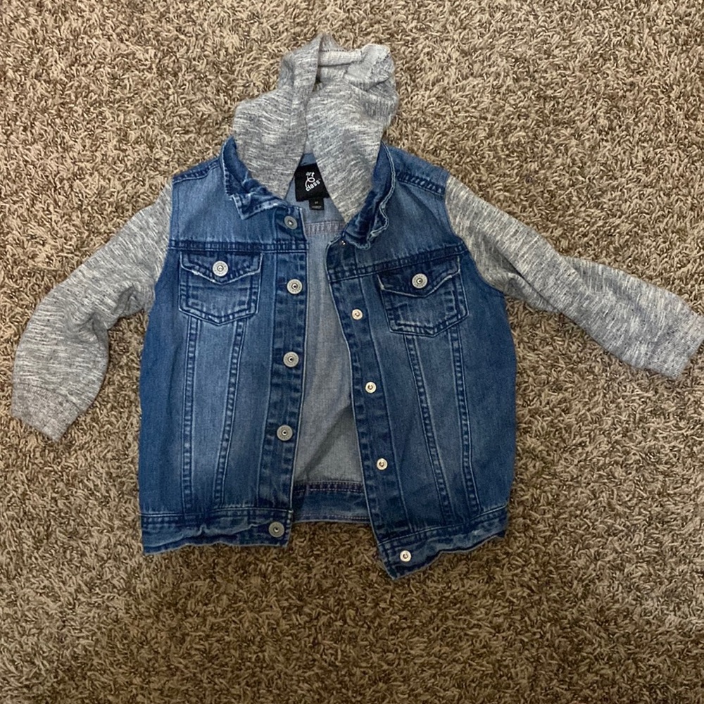 3T ArtClass Jacket/Hoodie